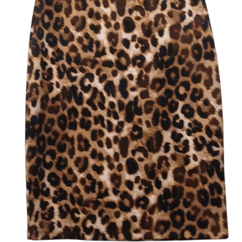 Betsy Johnson -NWOT Leopard Print Skirt, Elastic Waist 30"W, 23" L, 36"H - Picture 9 of 10
